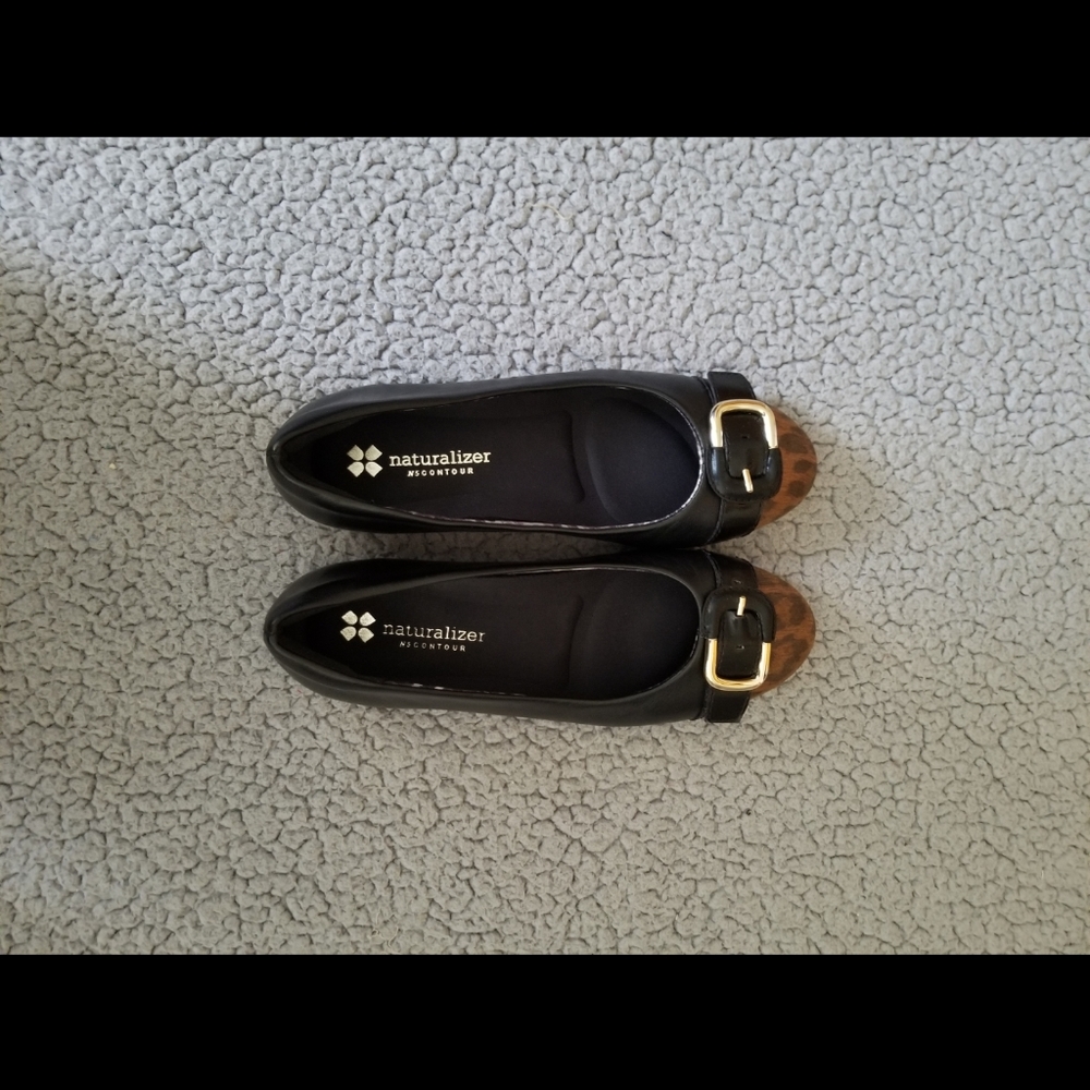 🥿 Naturalizer Flats